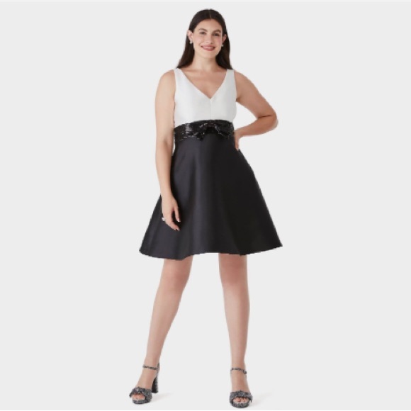kate spade Dresses & Skirts - KATE SPADE 🆕 Sequin Bow Fit n Flare Dress. Size 12.